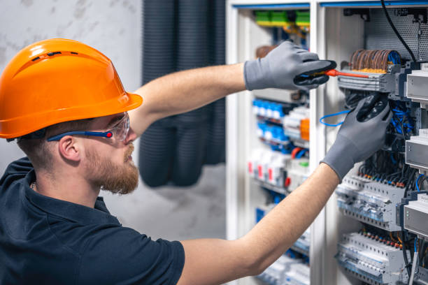 Best Licensed Electrician  in North Bay Shore, NY